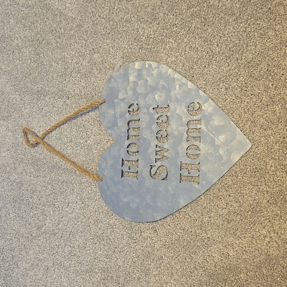 Other - Metal Heart Shaped Home Sweet Home Wall Art 10"